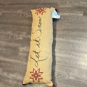 Bee & Willow holiday pillow
